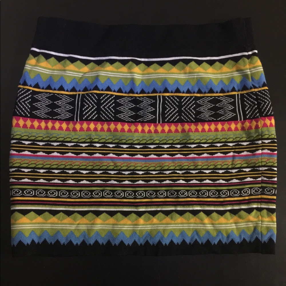 Electric mini-skirt